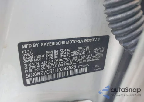 2017 BMW X3 Sdrive28I z USA, uszkodzony, nr VIN 5UXWZ7C31H0X42626